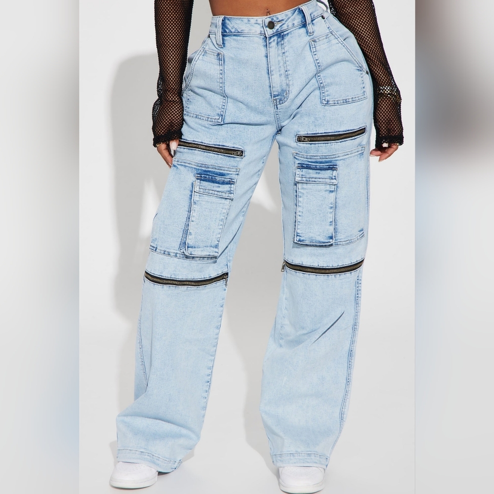 Back In The Day Cargo Light Wash Jeans